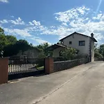Casa Rural-la Casina De Camangu *