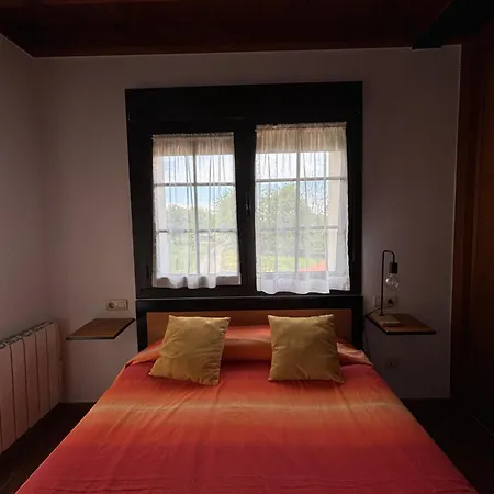 Casa Rural-la Casina De Camangu شقة ريباذيسييّا